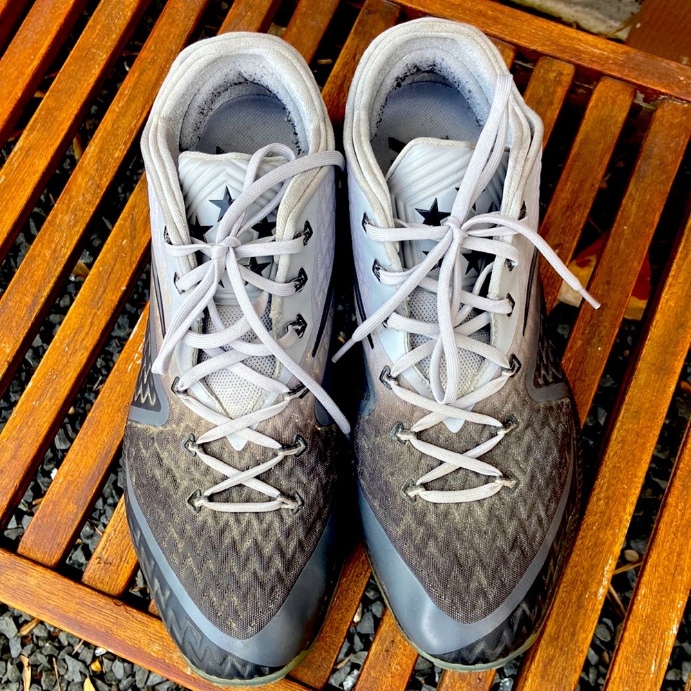 Used good condition Nike men’s tennis shoes